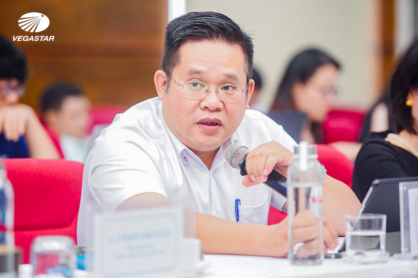 ong ly hoang tung phat bieu