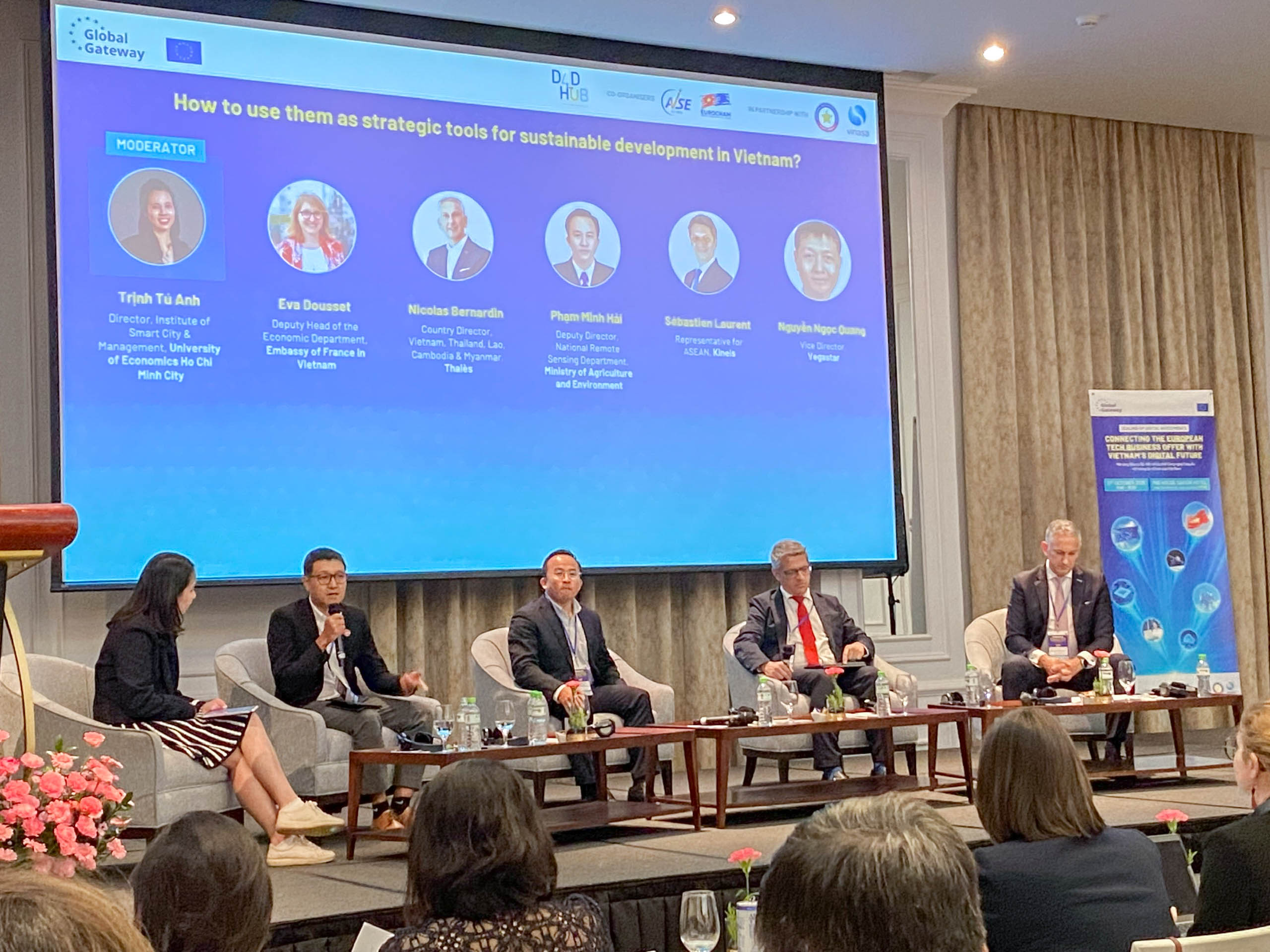 Panel Eurocham Vega (7)